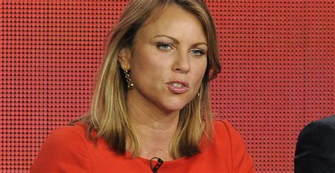 lara logan breasts